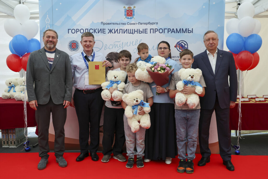Жилье, здоровье, работа и технологии: главные события петербургской недели